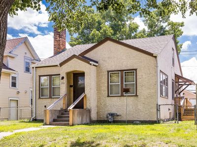 1122 Sherburne Ave