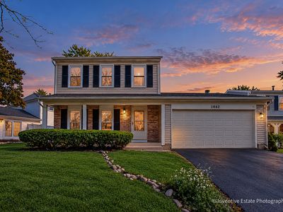 1642 Trafalgar Ln