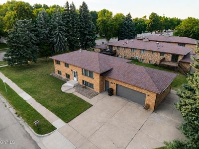 224 W Reno Ave