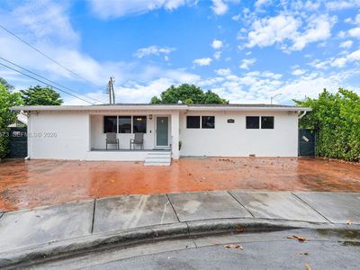 985 SE 2nd Pl