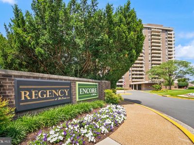 1800 Old Meadow Rd APT 1601