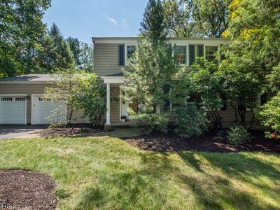 2 Midvale Ave