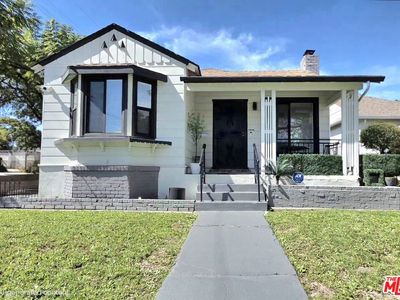 153 N Hanford Ave