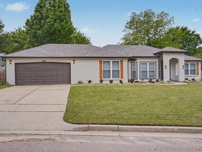 9248 S 87th East Ave
