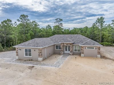 4806 N Pine Ridge Blvd