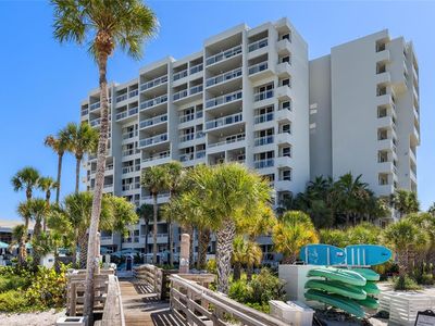 210 Sands Point Rd Unit 2101
