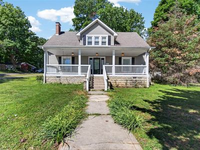 504 S Main St