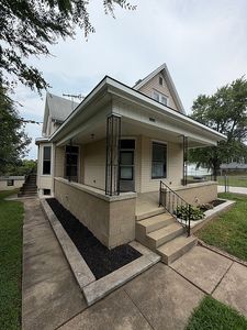 806 Varner Ave