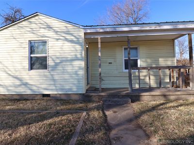 3203 E Oklahoma Pl