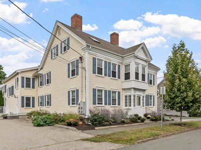 11 Cherry St Unit 3