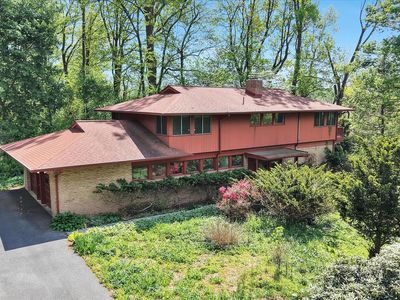 40 Devon Dr