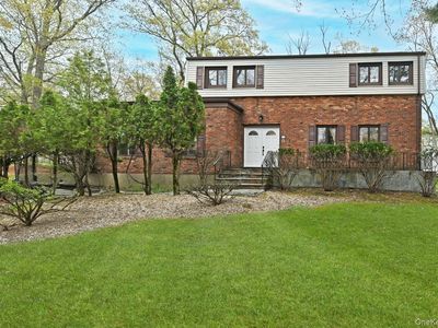 19 Sterling Road