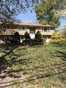 127 E Northfield Rd