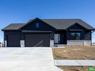 8922 Von St