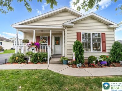679 Winterthur Way