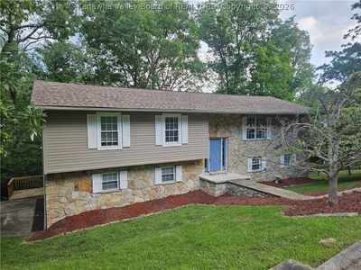 109 Ridgewood Forest Rd
