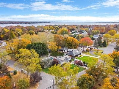 33 Newport Beach Blvd