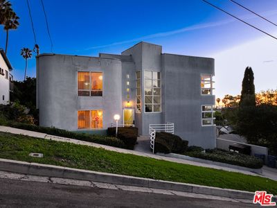 4018 Camero Ave