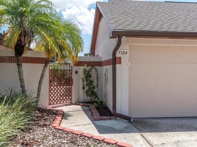 7104 Silvermill Dr