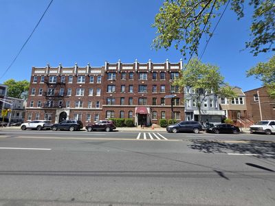 2271 Kennedy Blvd #306