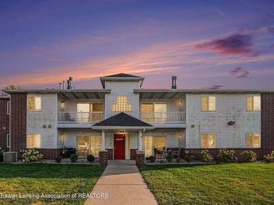 915 Carom Cir