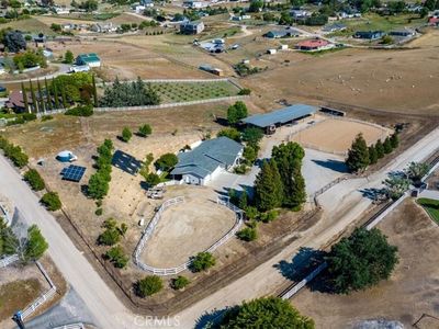 3640 Debonair Dr