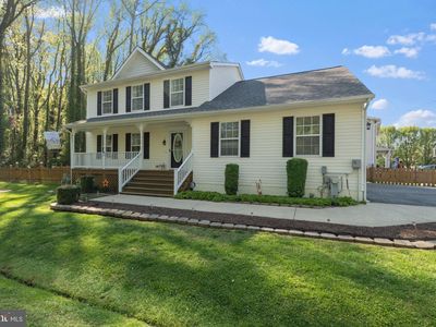 1221 Cedar Ln