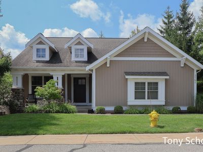 2191 N Greenstone Dr SE