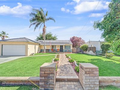 2020 Laguna Dr