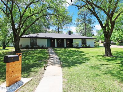 113 Angelia Ln