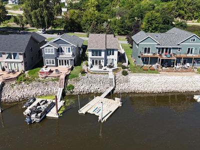 280 Marina DRIVE NORTH North