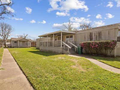 Property at 2611 1/2 Violet St, Pasadena, TX