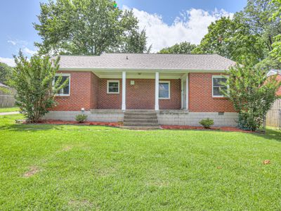 208 Walnut Hill Dr
