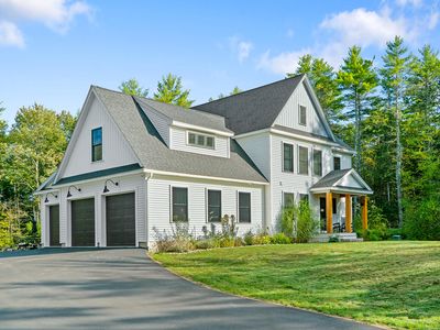 7 Josiah Currier Road