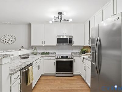 1716 Summit Ave Unit 22
