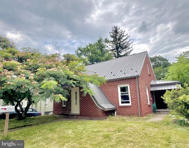 21 Centennial St