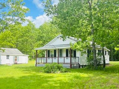 549 Roosevelt Trail