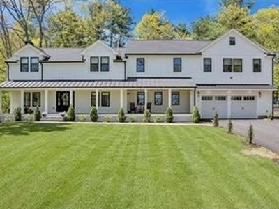 7 Circle Dr