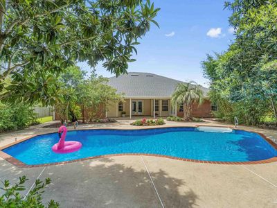 5353 Mountain Laurel Ln