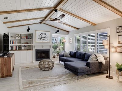 1206 Par View Dr