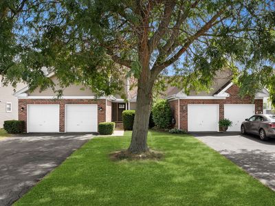 1027 Bentley Ln