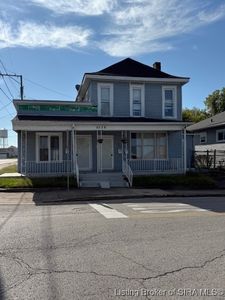 2036 E Market Street