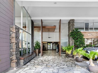 2427 Kuhio Ave #1108