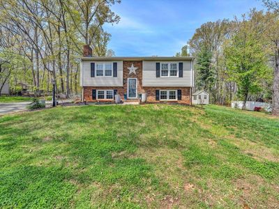 405 Homestead Dr