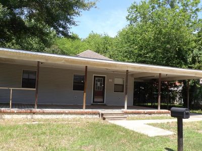 Property at 109 N Stewart St, White Oak, TX