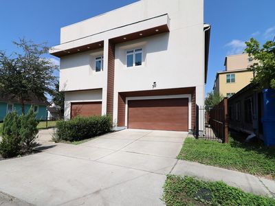 131 N Kendall
