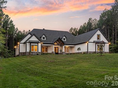 154 Emerald Creek Dr