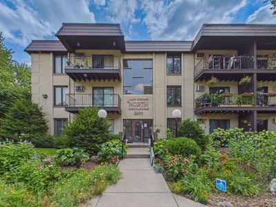 2809 E Minnehaha Pkwy APT 205
