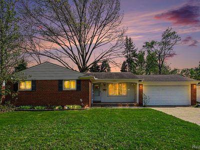 8532 Alwardt Dr