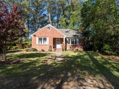 196 E Mercury Blvd